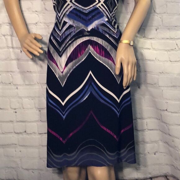 Saint Tropez West Wavy Striped Pattern Dre… - Picture 3 of 10